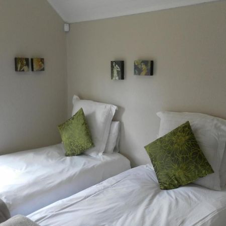Zareba B&B Guesthouse Glendinningvale Ngoại thất bức ảnh